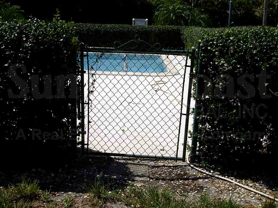 Village West Pool Gate